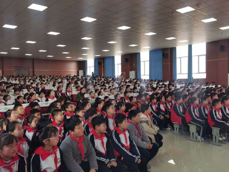 2e183f3bd2d4441fb1b13cc6195a6898.jpg 2e183f3bd2d4441fb1b13cc6195a6898.jpg